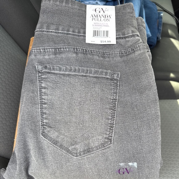 Brand new jeans - Picture 1 of 1